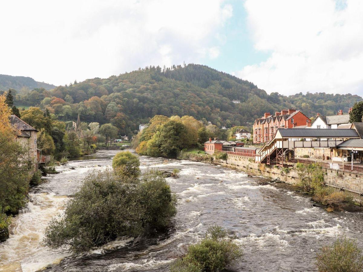 Sun Trevor Barn 2 Villa Llangollen Dış mekan fotoğraf
